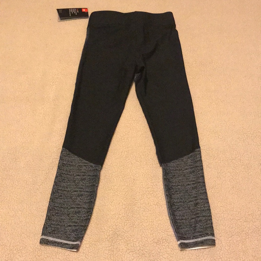 Under Armour Heat Gear Compression Leggings - Picture 2 of 5
